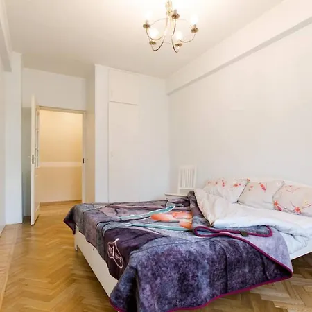 Near Bus Station Apartment