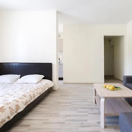 Appartement Lastekodu *